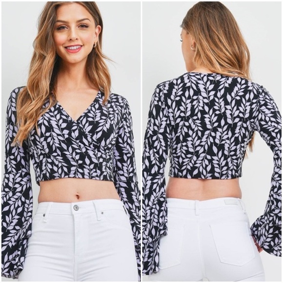 LEAF PRINT BOHO Y2K COTTAGECORE FAIRYCORE 90s BELL SLEEVE TOP - Picture 2 of 5